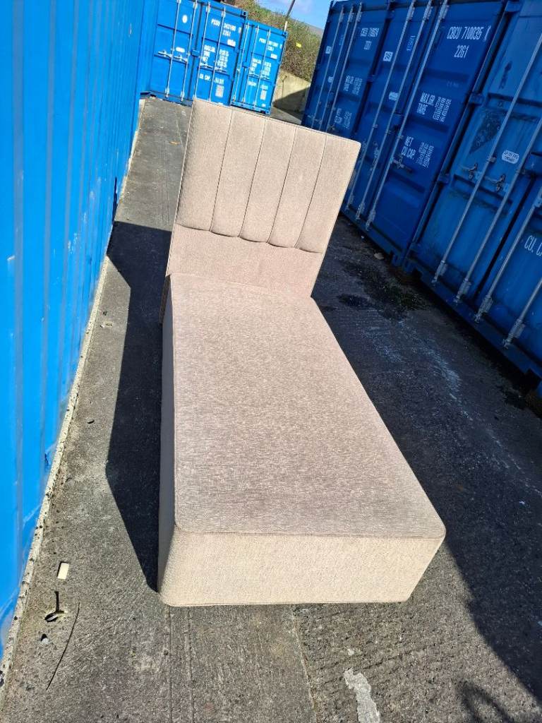 image for Beautiful single divan base with headboard 