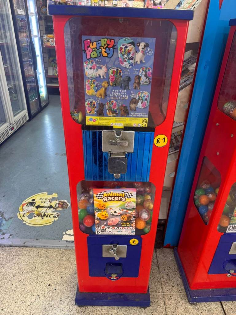 Toy Vending Machine 