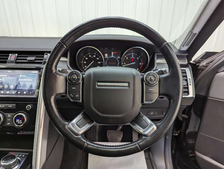 2017 Land Rover Discovery 3.0 Discovery HSE TD6 Auto 4WD 5dr SUV Diesel Automatic
