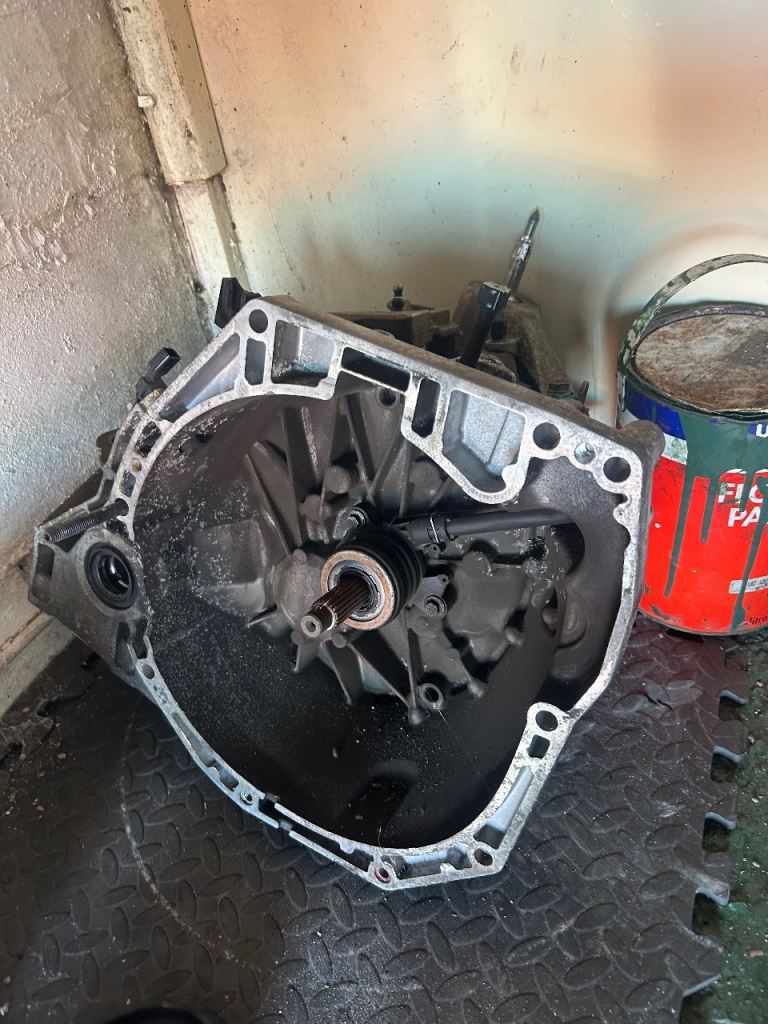 Nissan Qashqai j11 6 speed gearbox