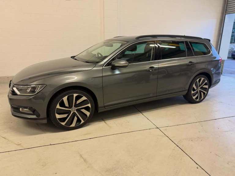 VW Passat alloys and tyres 