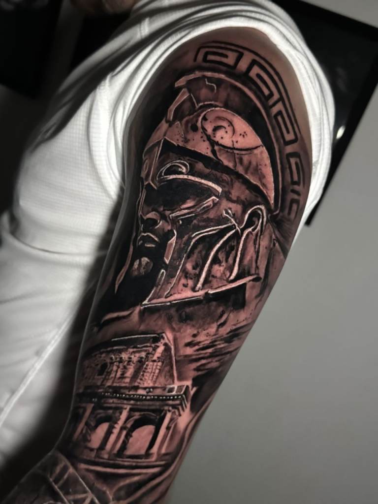 MOBILE TATTOO ARTIST