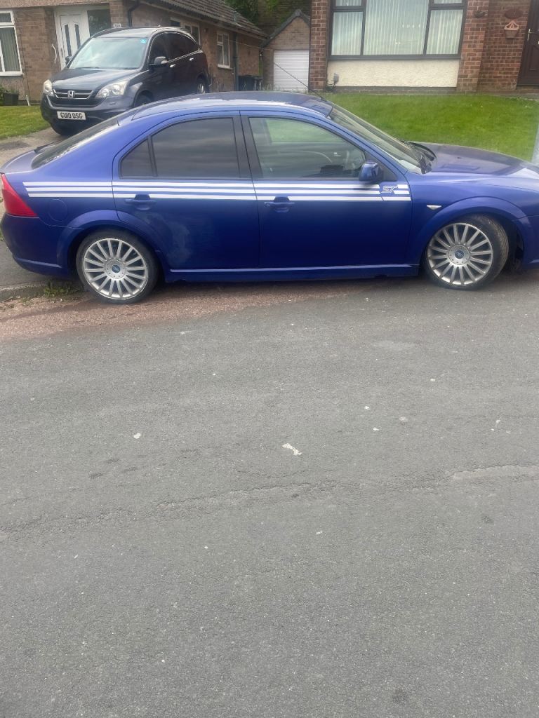 Ford, MONDEO, Hatchback, 2005, Manual, 2198 (cc), 5 doors