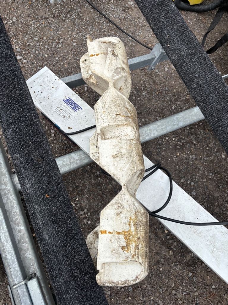 Corner boat docking fender 