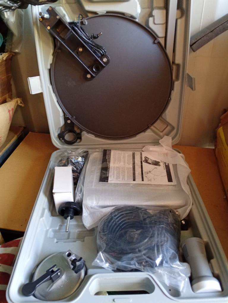 Tevion Mini Satellite TV System - Ideal For Motorhome/Caravan/Truck