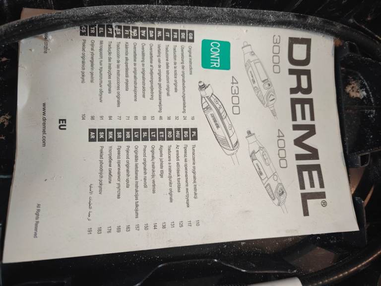 Dremel 3000 Multi-Tool Kit with Accessories and Case