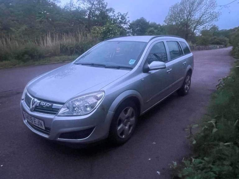 Vauxhall astra estate 