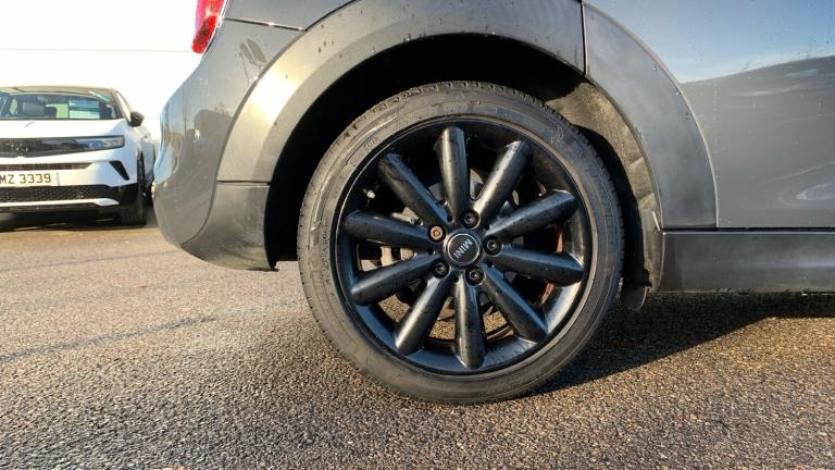 2018 MINI Hatch 2.0 Cooper S Hatchback 5dr Petrol Manual Euro 6 (s/s) (192 ps) Hatchback Petrol M...