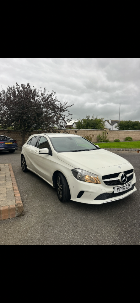 Mercedes-Benz, A CLASS, Hatchback, 2016, Manual, 1461 (cc), 5 doors