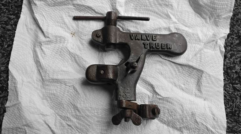 Vintage engine valve truer 