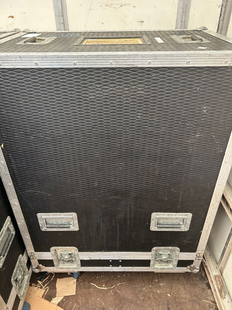 Large professional flight case with castors, suitable for touring, PA, AV, stage or production use.