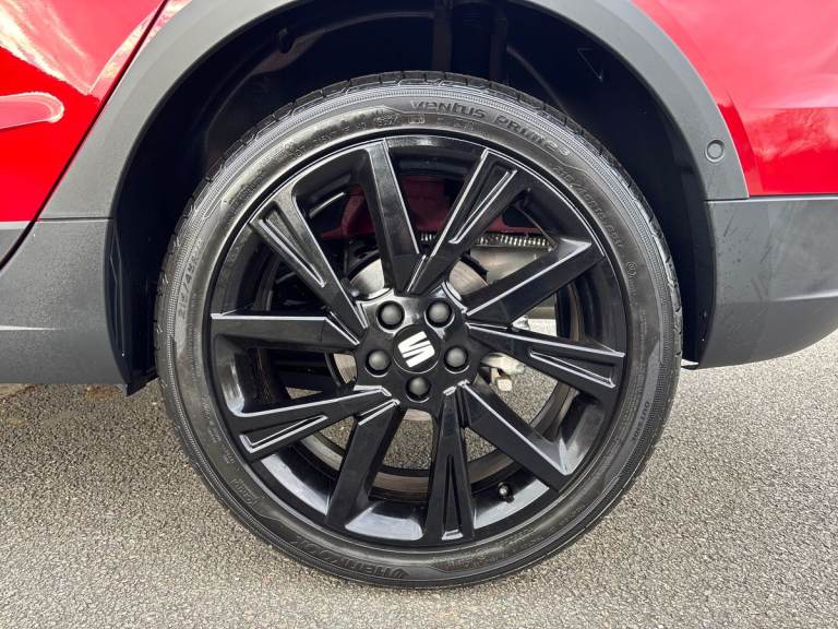 2025 SEAT Arona 1.0 TSI 115 FR Black Edition 5dr Hatchback PETROL Manual