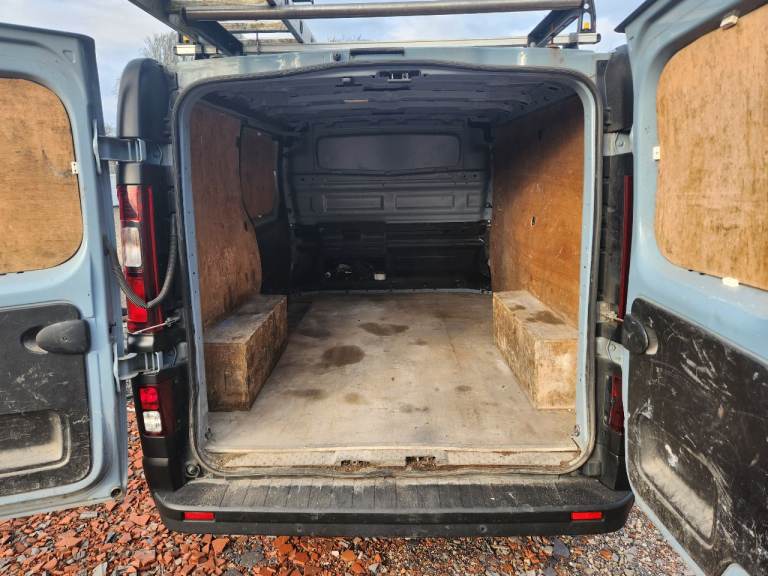 Renault, TRAFIC, Panel Van, 2023, Manual, 1997 (cc)