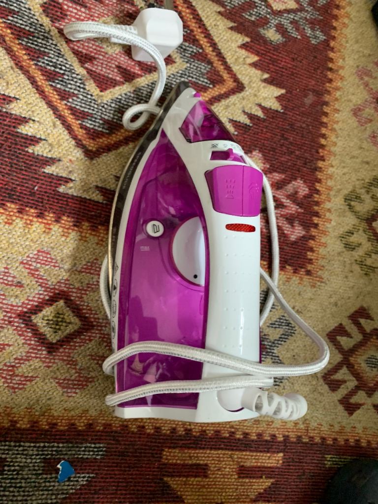 Russell hobbs iron