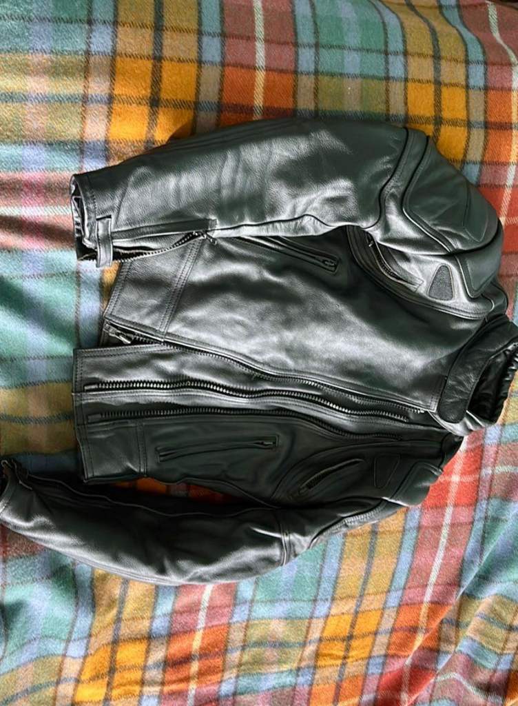 Ladies leather motorcycle jacket 