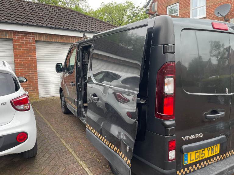 Vauxhall Vivaro 1.6 CDTi 2015 | Fully Shelved | Long MOT | Ready for Work
