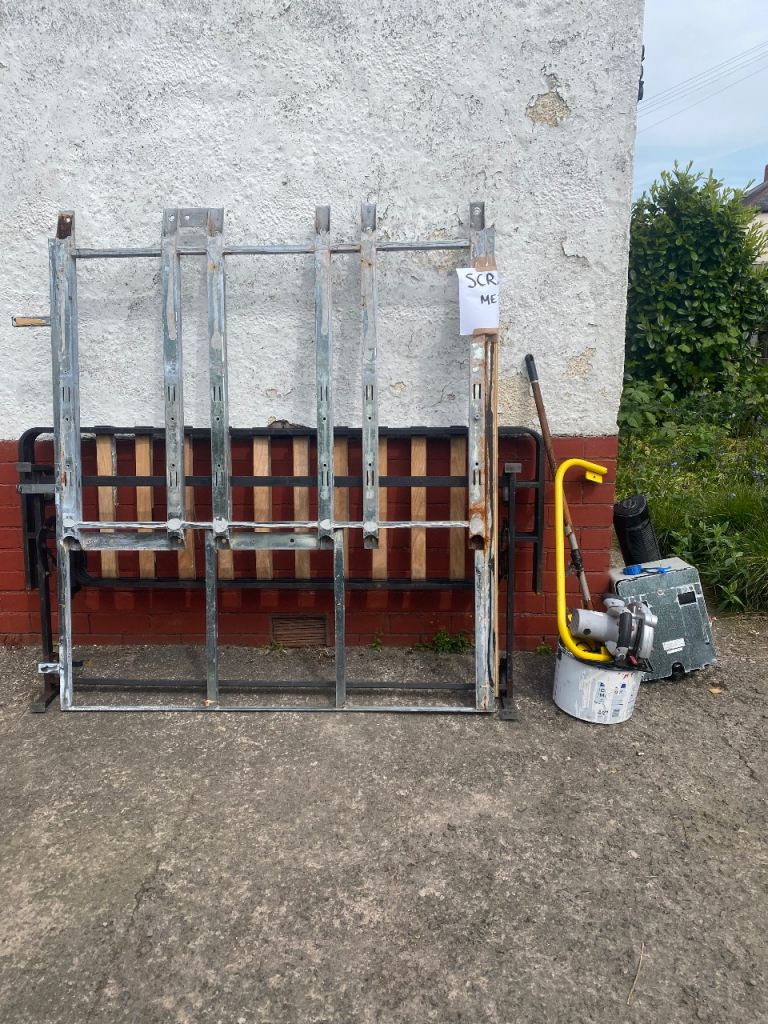 Free scrap metal