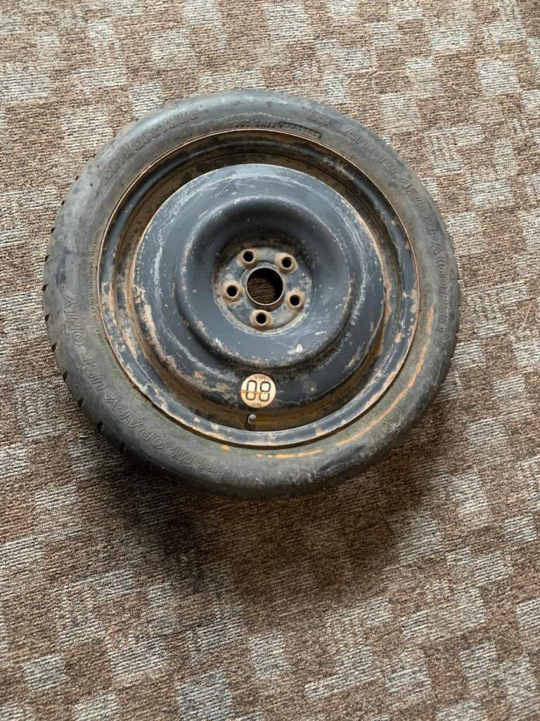 Space save wheel size t145/70r17 106m 5 stud