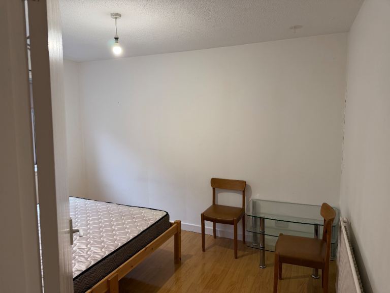 Two bedroom furnished/unfurnished flat for rent in Motherwell 