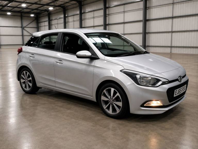 2015 Hyundai i20 1.2 Blue Drive SE 5dr HATCHBACK PETROL Manual
