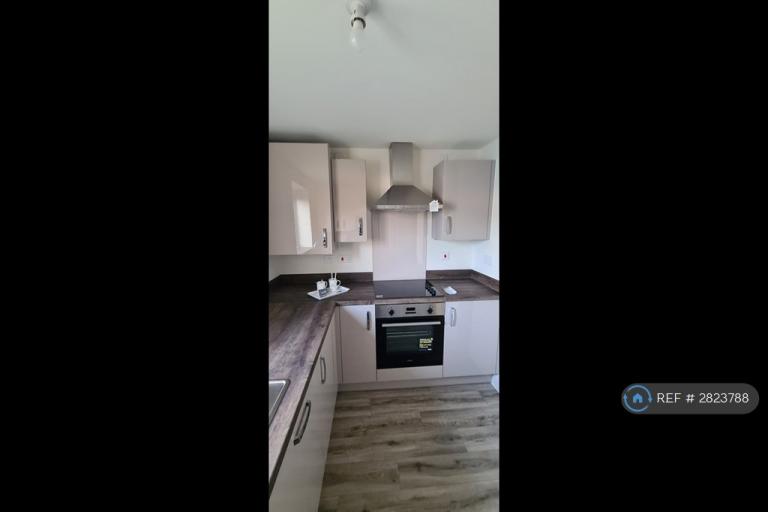 2 bedroom flat in Apollo Avenue, Fairfields, Stony Stratford, Milton Keynes, M (2 bed) (#2823788)