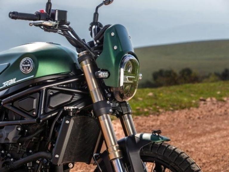 Benelli Leoncino 800 Trail Retro Bike Motorcycle Naked