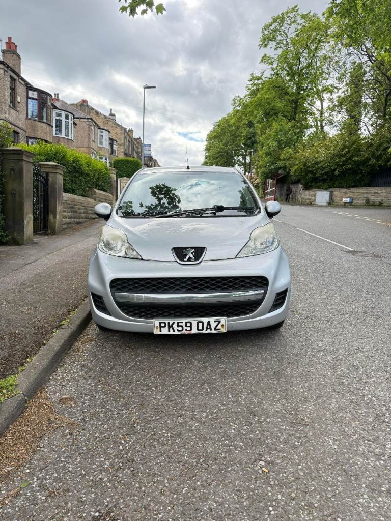 Peugeot, 107, Hatchback, 2010, Manual, 998 (cc), 5 doors