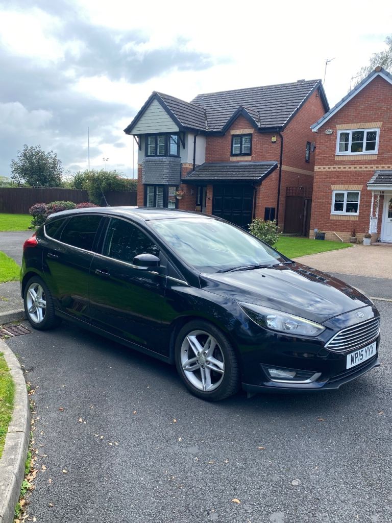 2015 FORD FOCUS ZETEC 5 DOOR HATCHBACK FULL MOT