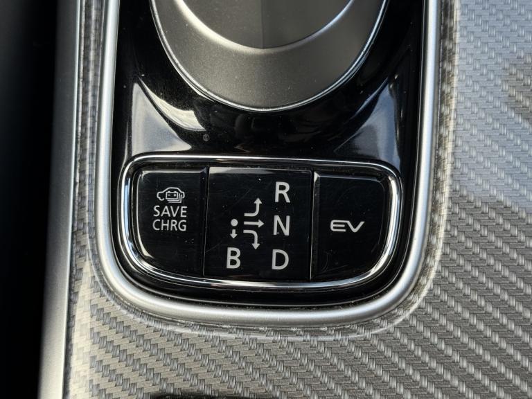 MITSUBISHI OUTLANDER 2.4 h TwinMotor 13.8kWh 4h 2018