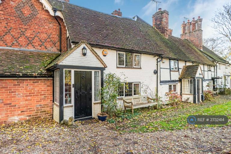 2 bedroom house in Waterside, Reading, RG4 (2 bed) (#2732414)