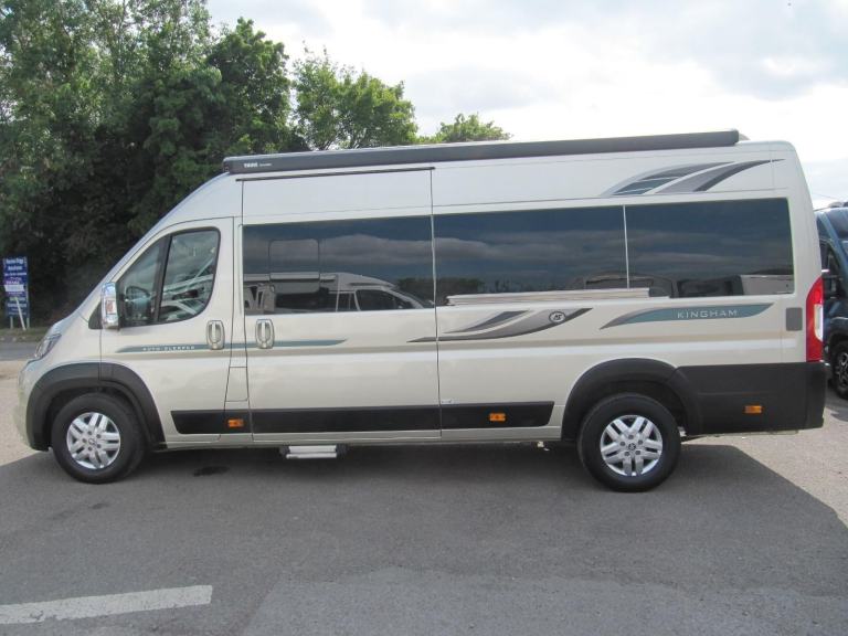 Auto-Sleepers Kingham DIESEL MANUAL 2019/19
