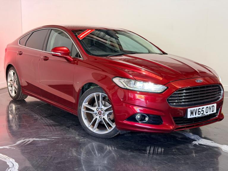 2015 Ford Mondeo 2.0 TDCi Titanium Hatchback 5dr Diesel Manual Euro 6 (s/s)