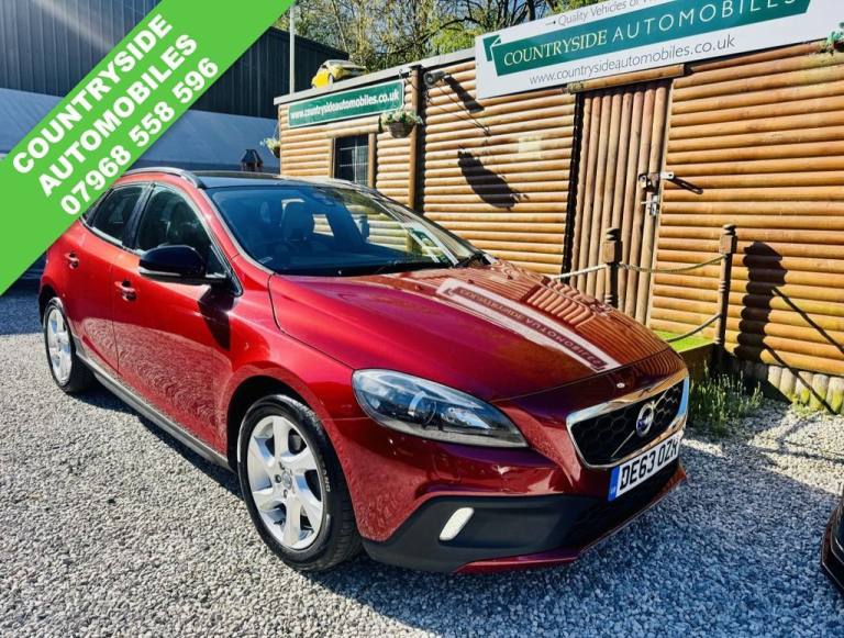 2013 Volvo V40 D2 Cross Country Lux 5dr HATCHBACK DIESEL Manual