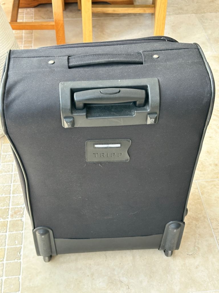 Wheeled suitcase