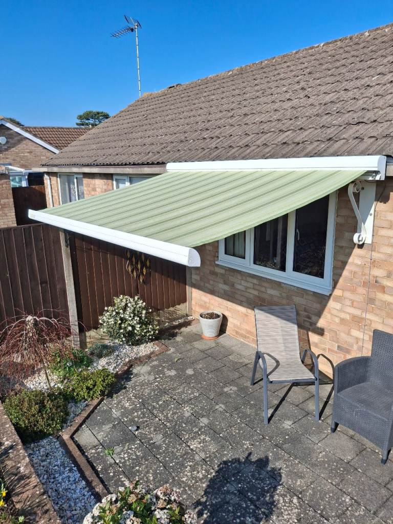 House/Bungalow Sunshade Awning