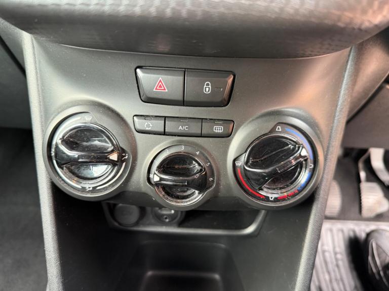 2017 Peugeot 208 1.2 PureTech Allure Euro 6 5dr HATCHBACK Petrol Manual