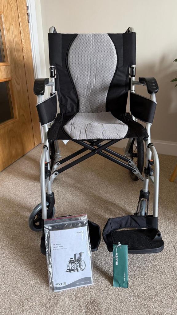 Karma Ergo Lite 2 Transit Wheelchair silver16”