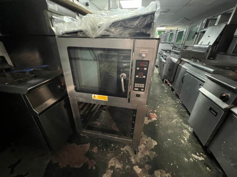 SALVA CONVECTION BAKERY OVEN Good Condition CATERING COMMERCIAL KITCHEN CAFE RESTAURANT