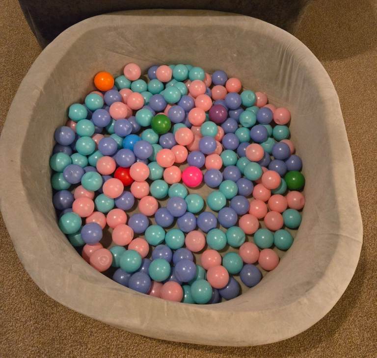 Nuby baby ball pit pool 