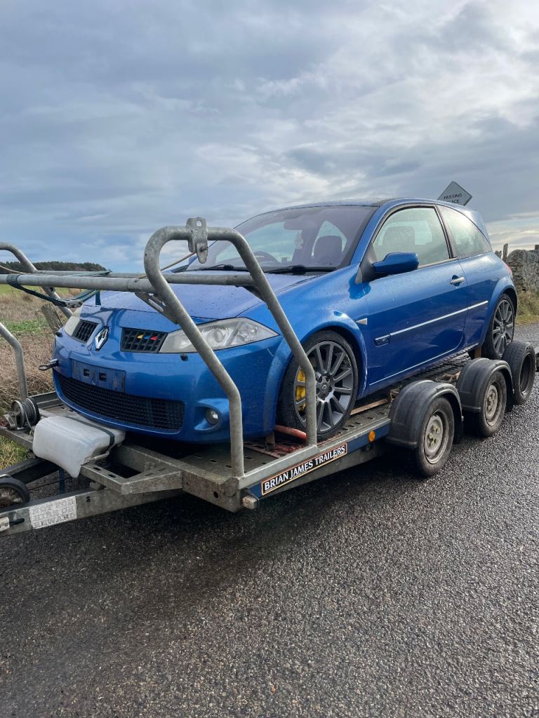 Megane 225 breaking for spares 