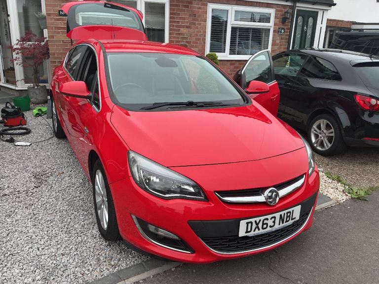 Vauxhall, ASTRA, Hatchback, 2013, Semi-Auto, 1956 (cc), 5 doors