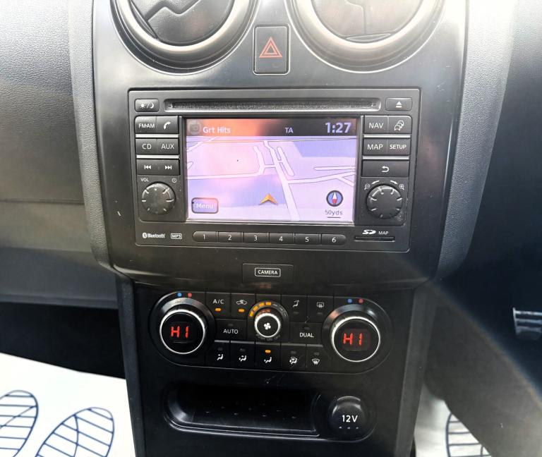 2013 Nissan Qashqai 1.6 [117] PETROL 360 5DR GREAT SPEC MPV SAT NAV PHONE PREP ETC !!! HATCHBACK ...