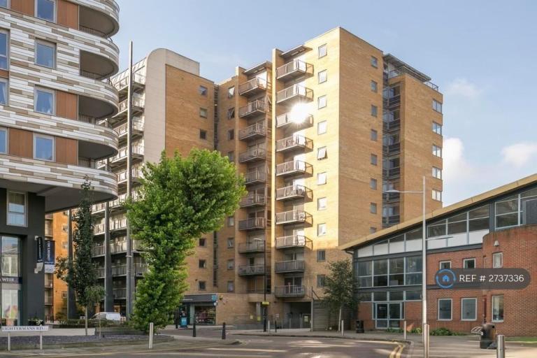 1 bedroom flat in Moore House, London, E14 (1 bed) (#2737336)