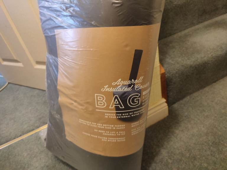 Aquaroll insulated cover bag - news