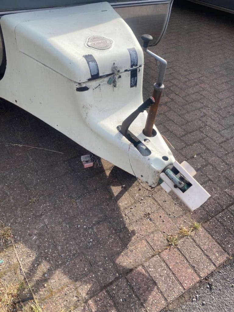 Need help tow a caravan from Nottingham