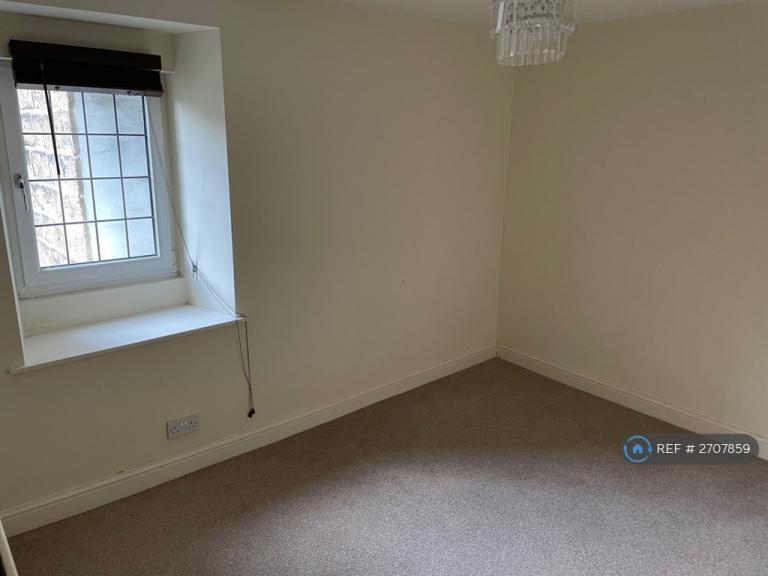 2 bedroom house in Otley Road, East Morton, Keighley, BD20 (2 bed) (#2707859)