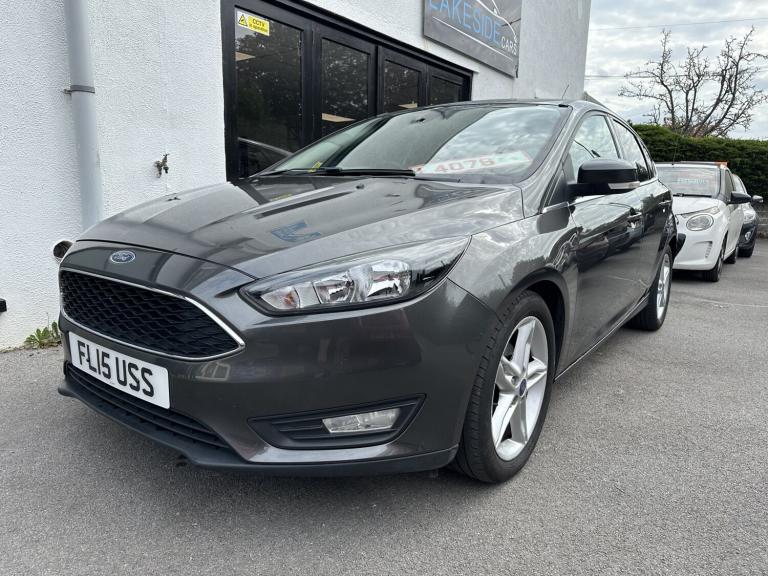FORD FOCUS 1.0 T EcoBoost Zetec Grey Manual Petrol 2015