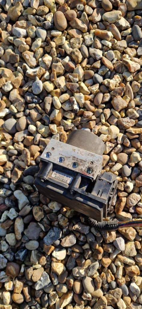 Toyota Aygo Citroën C1 Peugeot 107 5-12 MK1 ABS Pump 44510-0H010