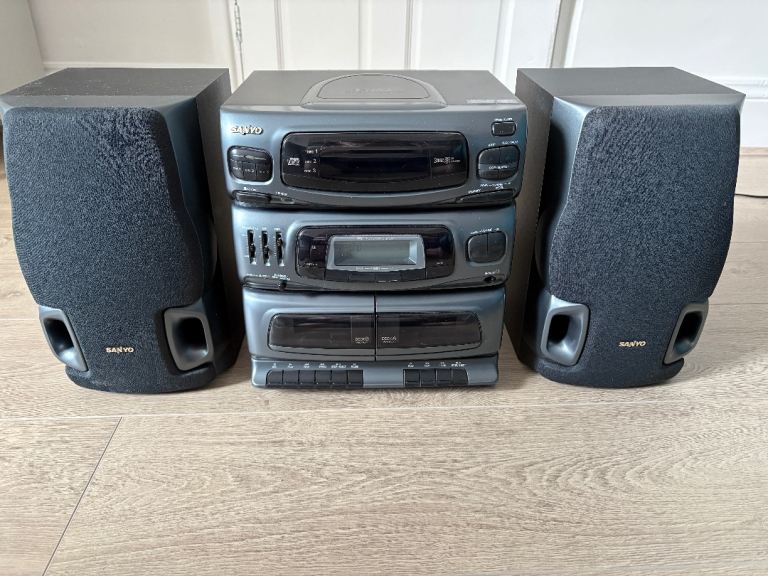Sanyo DC-F200 Stereo System