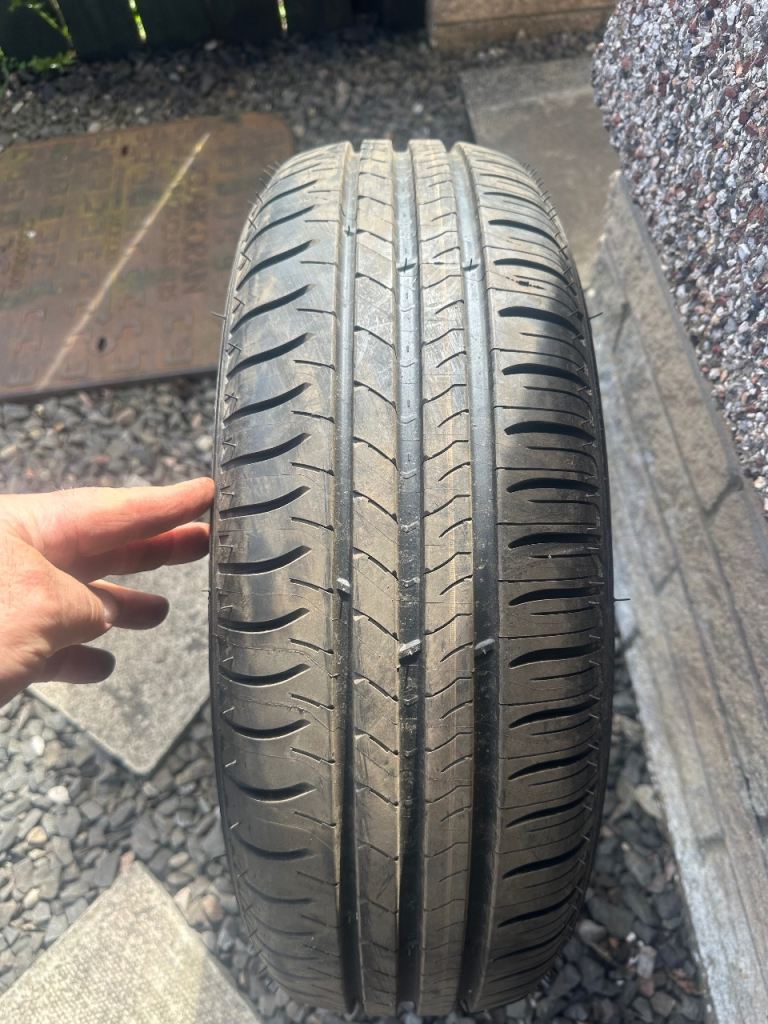 New Michelin Energy Saver+ GRNX 185/65/15 185 65 15 new on spare wheel to fit Peugeot 208